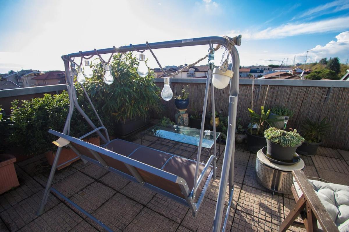 The Little Penthouse Apartment Сереньо Екстериор снимка